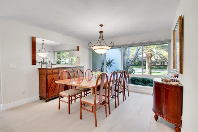 Boca Bath & Tennis Residence photo 10