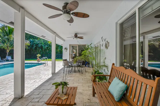 Boca Bath & Tennis Residence photo 37