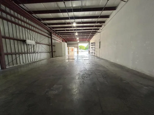 Unit 1 photo 6