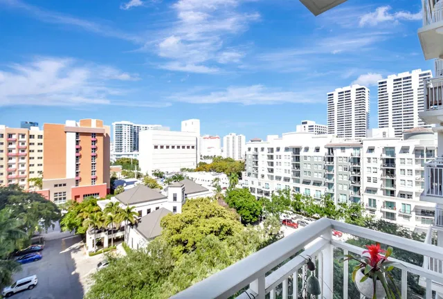 City Palms Unit 736 photo 3