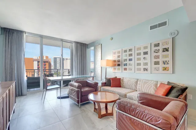 City Palms Unit 736 photo 5