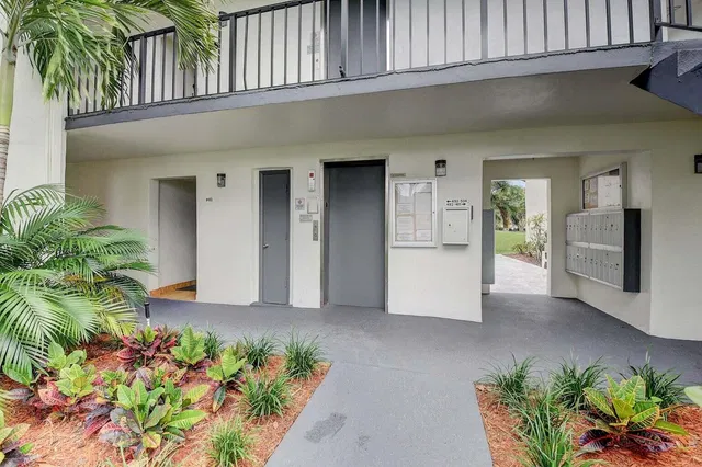 Residence photo 15