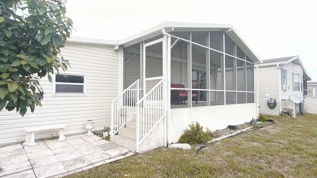 Residence photo 11