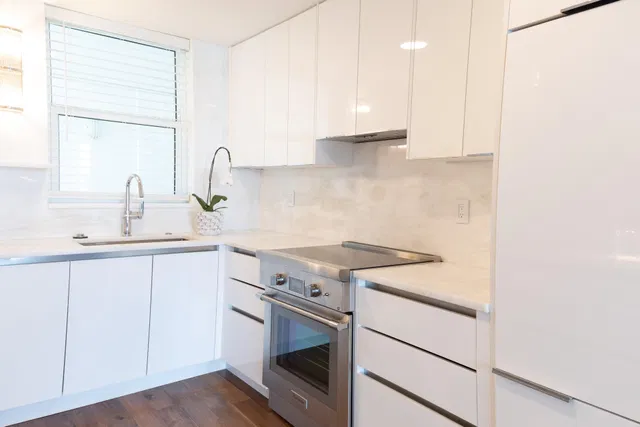 Downtown West Palm Beach Unit 409 photo 9