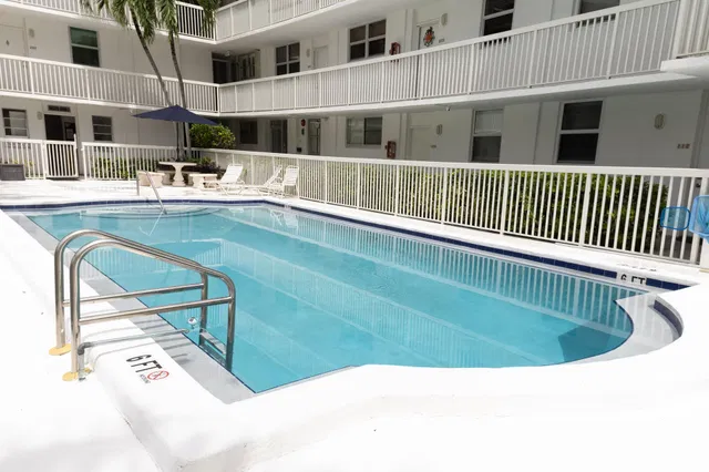 Downtown West Palm Beach Unit 409 photo 27