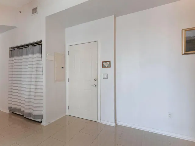 The Prado Unit 457 photo 40