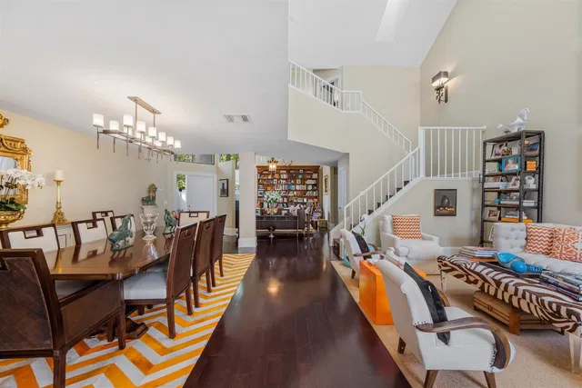 Windsor Way Residence photo 8