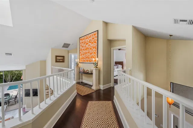 Windsor Way Residence photo 28