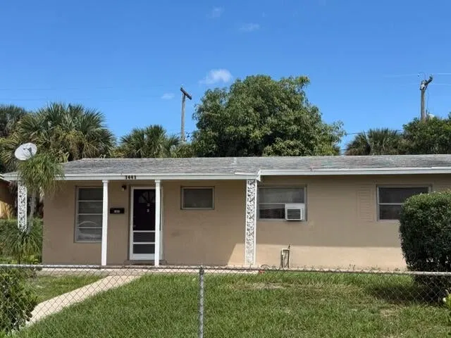 West Palm Beach Residence photo 2