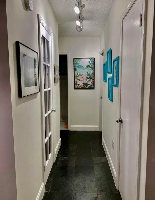  Unit 14 photo 14