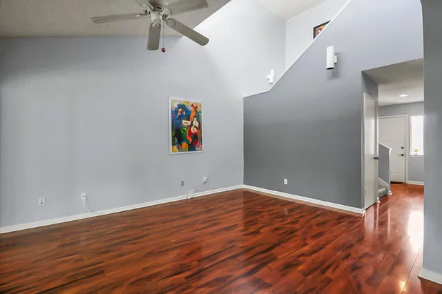 Residence photo 23