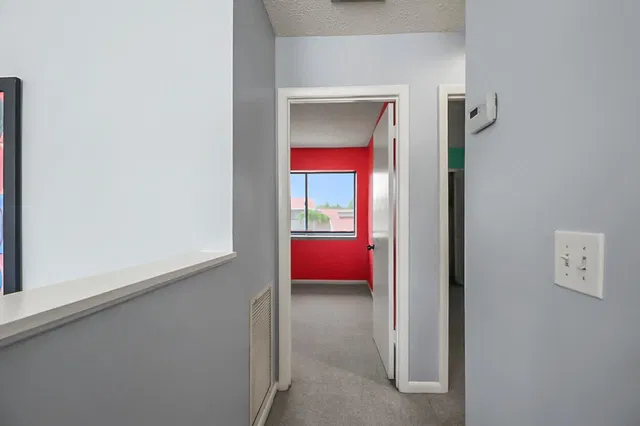Residence photo 27