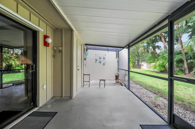 Residence photo 35