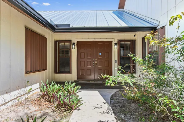 Residence photo 5