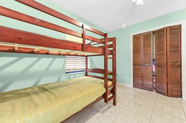 Residence photo 25