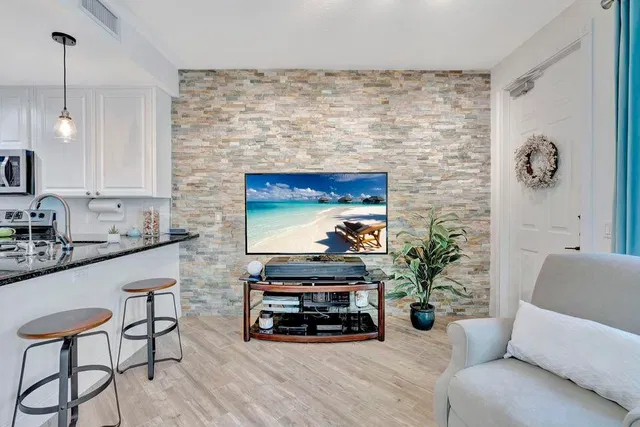 Island at Abacoa Residence photo 11