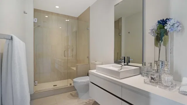Tower 155 Unit 501 photo 23