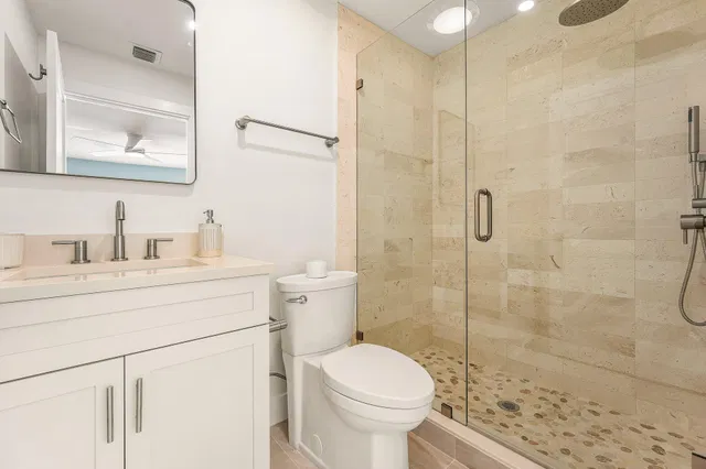  Residence photo 23