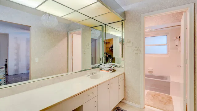 Residence photo 39