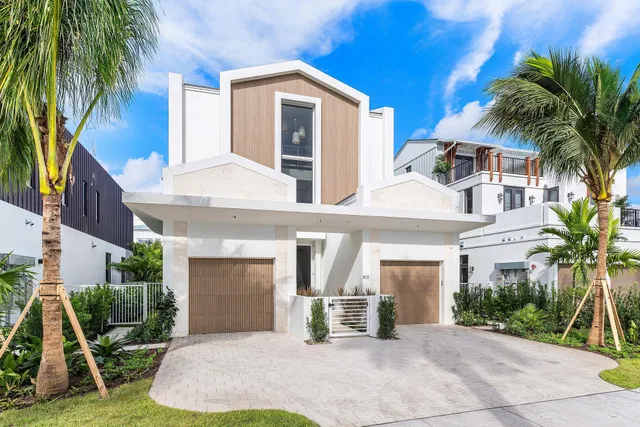 Palm Trail Delray Beach Residence photo 2
