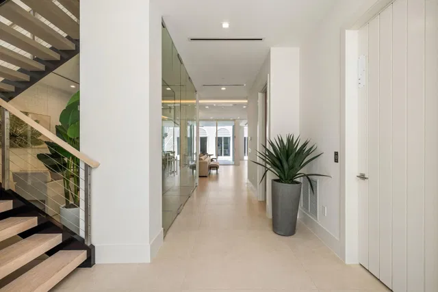 Palm Trail Delray Beach Residence photo 4