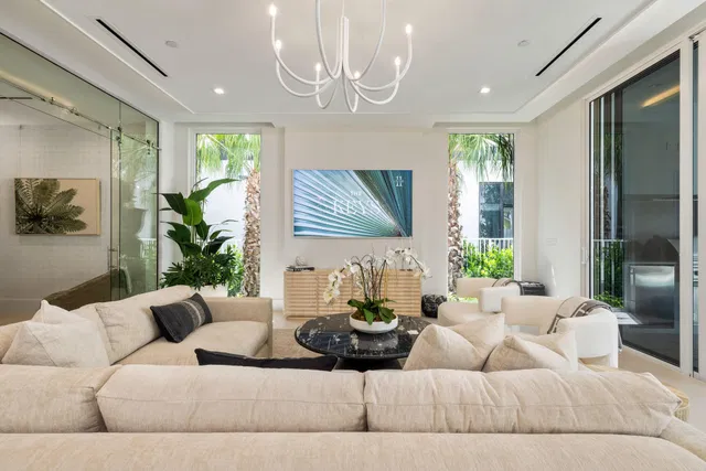 Palm Trail Delray Beach Residence photo 8