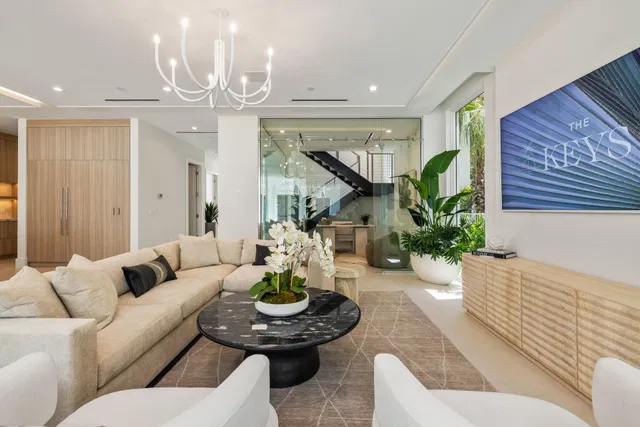 Palm Trail Delray Beach Residence photo 9