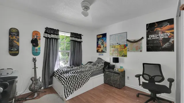  Residence photo 17