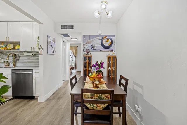 Unit 202 photo 7