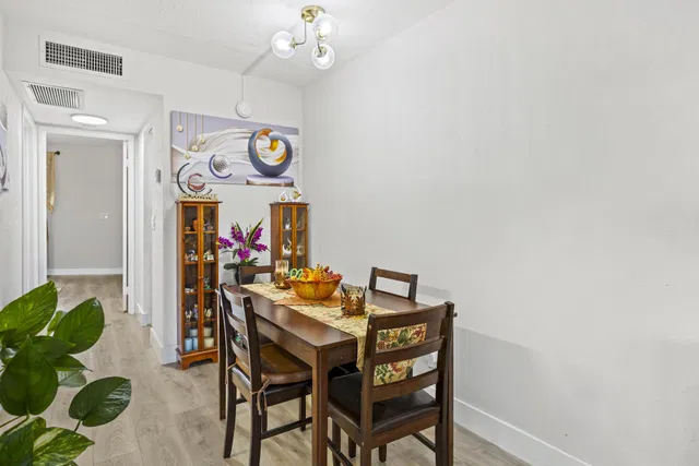 Unit 202 photo 8