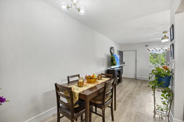 Unit 202 photo 9