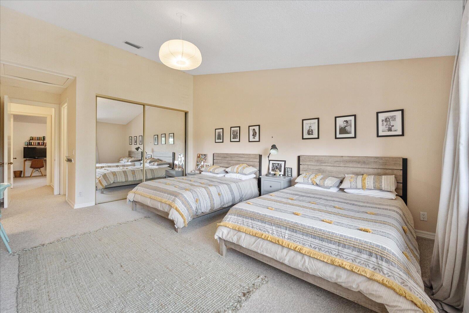 Windsor Way Residence photo 29