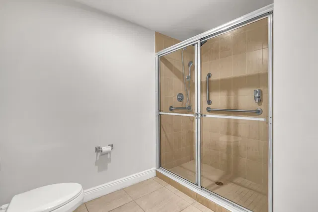 610 Clematis Unit 618 photo 24
