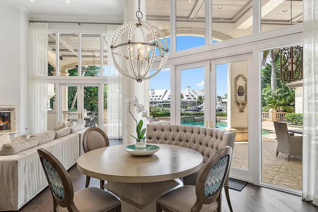 Admirals Cove Residence photo 9