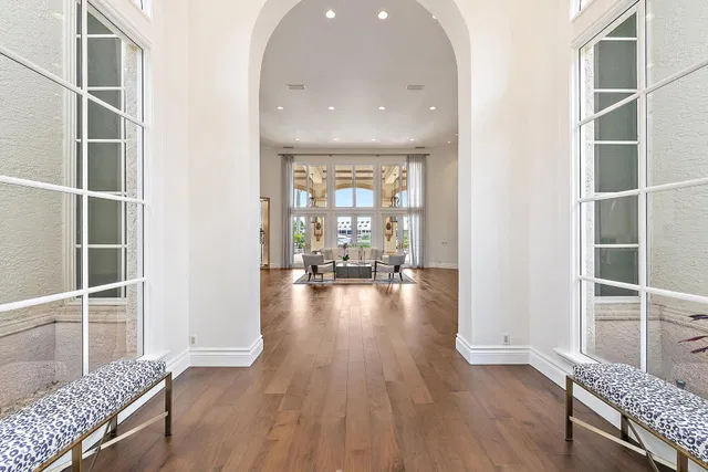 Admirals Cove Residence photo 13