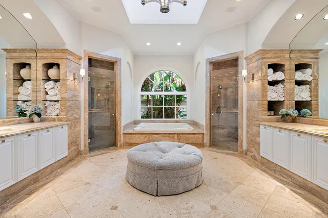Admirals Cove Residence photo 20