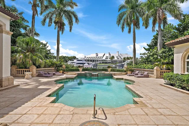 Admirals Cove Residence photo 33