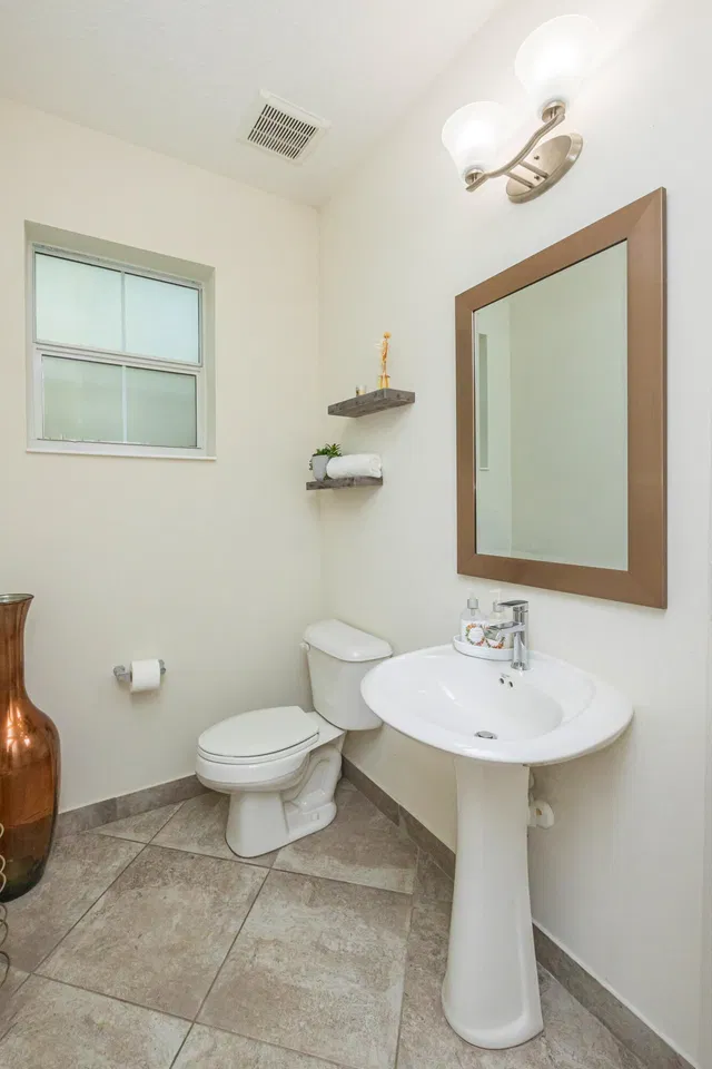 Residence photo 48