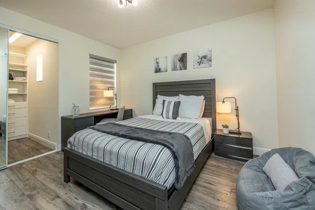 Residence photo 65