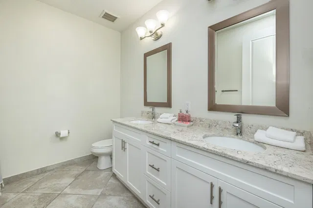Residence photo 68