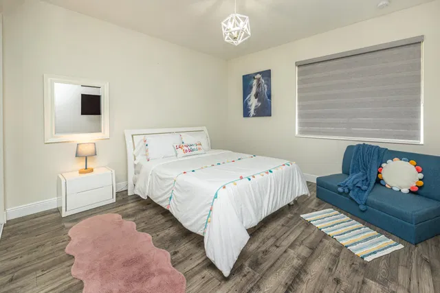 Residence photo 71