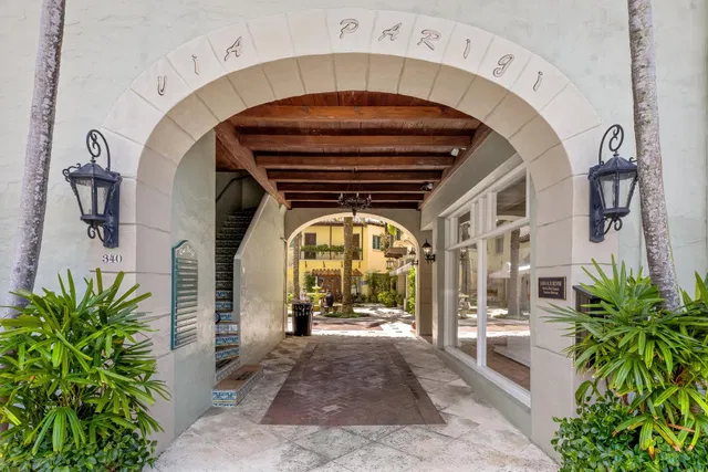 Royal Park Residence photo 15