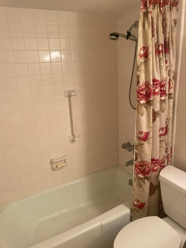 Unit 106m photo 14