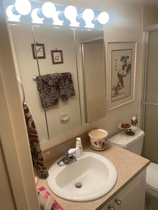 Unit 106m photo 19