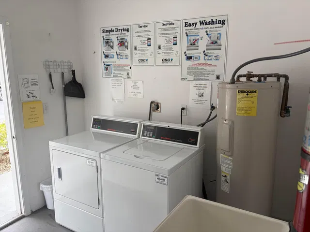 Unit 106m photo 29