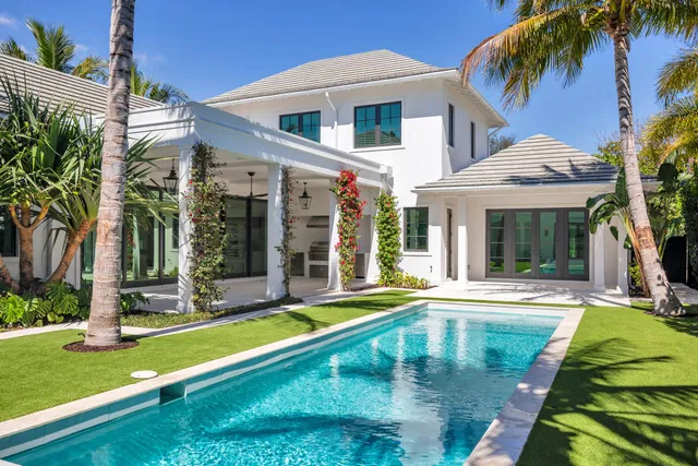 SoSo West Palm Beach Residence photo 2