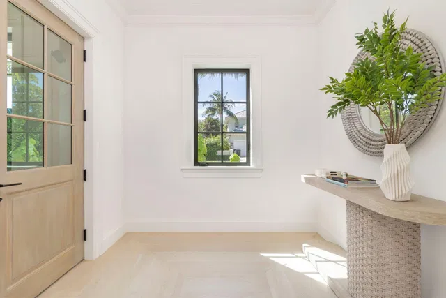 SoSo West Palm Beach Residence photo 5