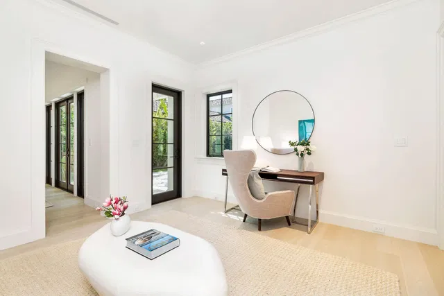 SoSo West Palm Beach Residence photo 23