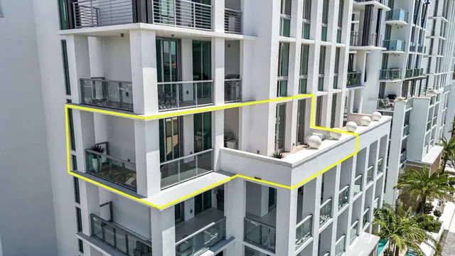 Royal Palm Residences Boca Raton Unit 506 photo 3