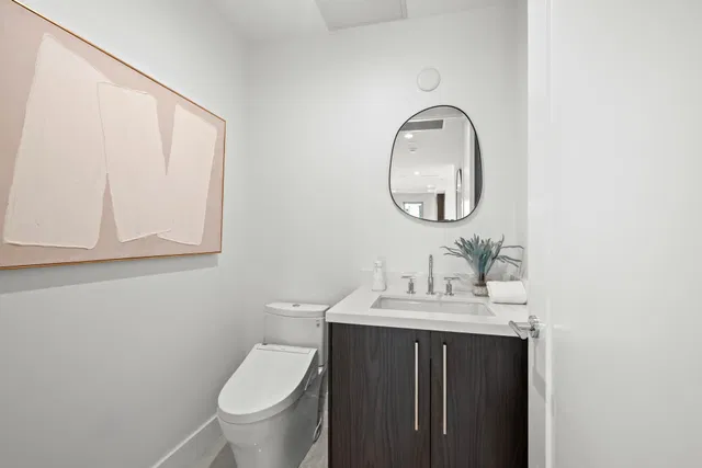 Royal Palm Residences Boca Raton Unit 506 photo 6